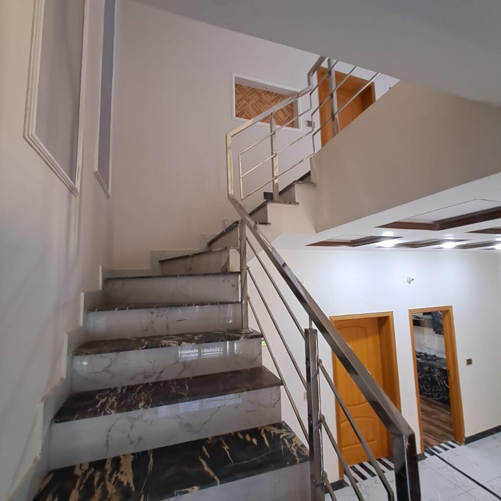 1000147426 1024x1024