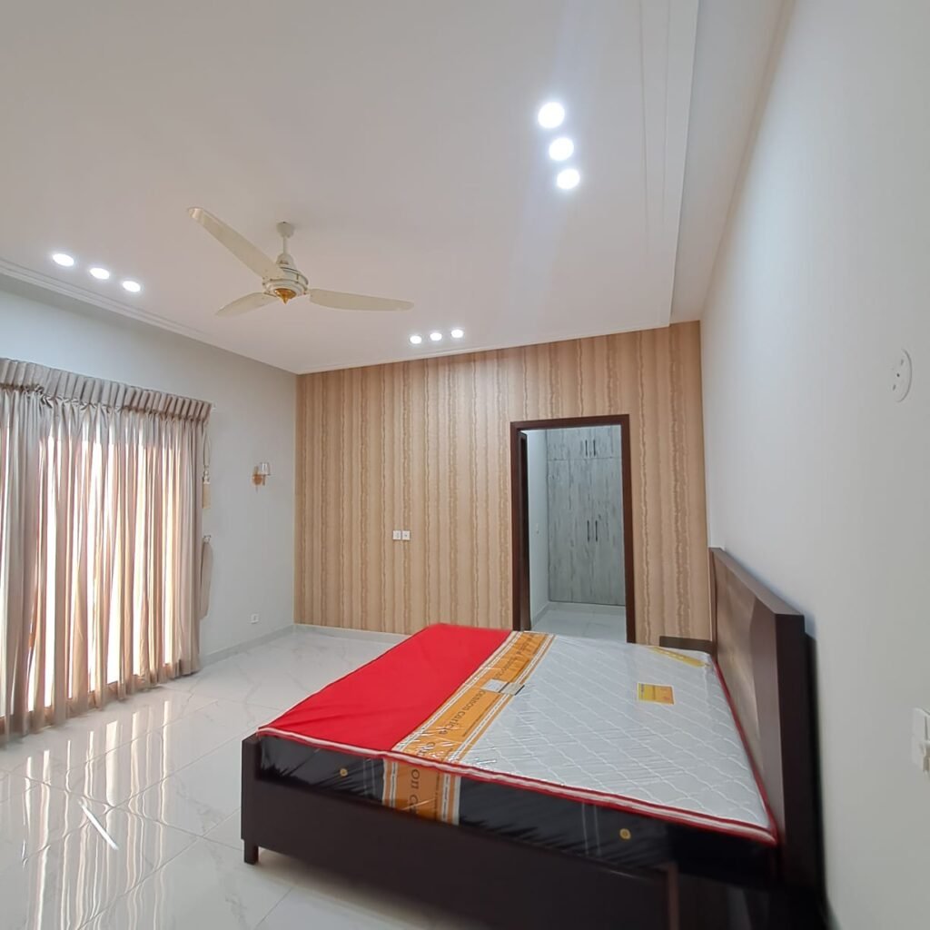 1000149033 1024x1024