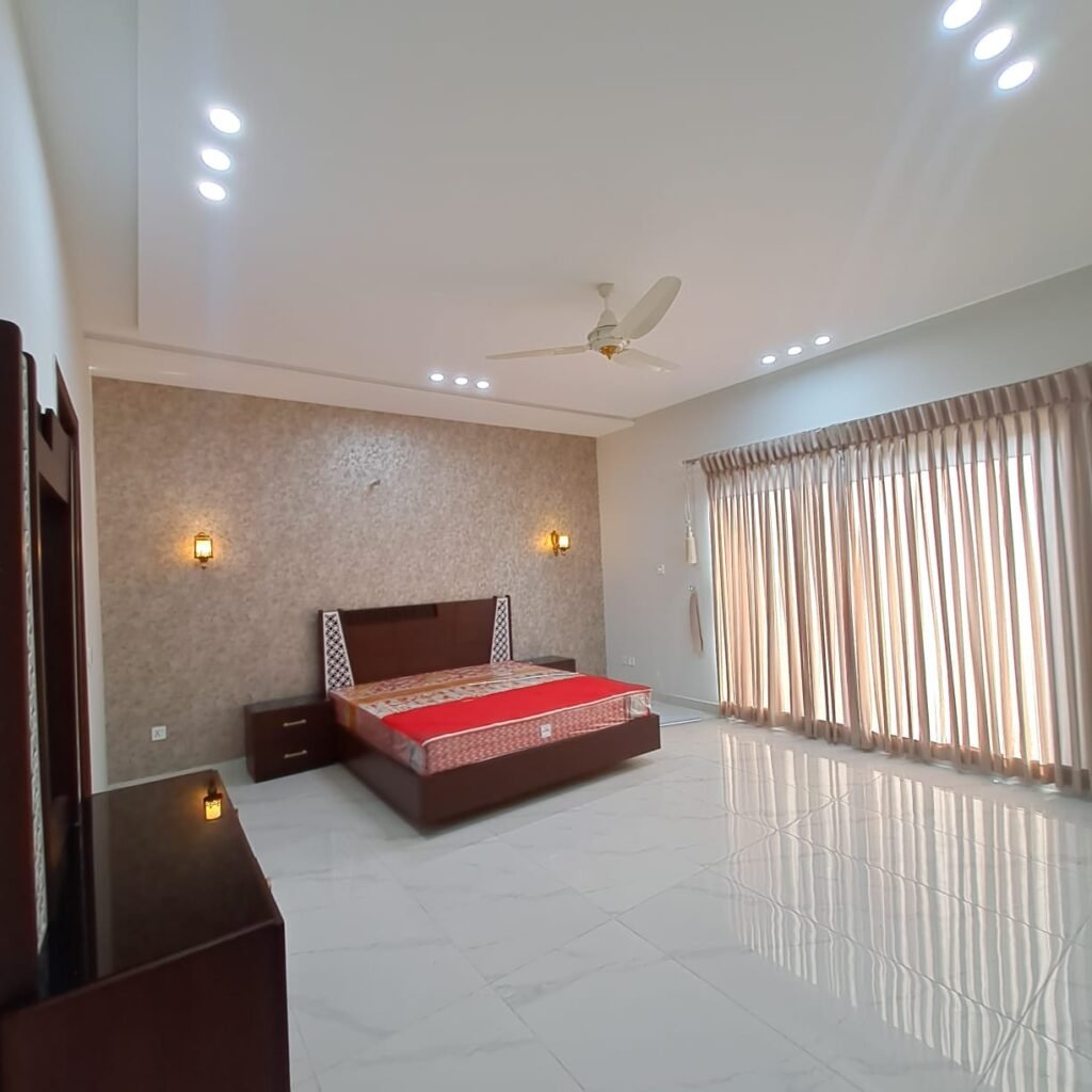 1000149039 1024x1024