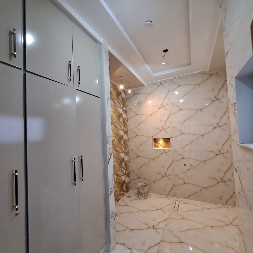 1000152943 1024x1024