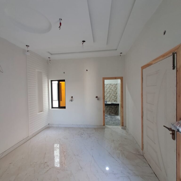 1000155346 1 768x768