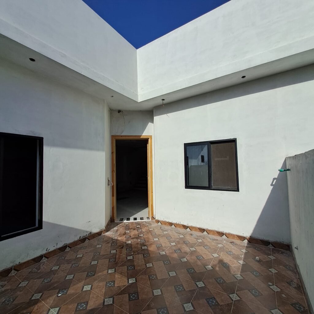 1000155352 1024x1024