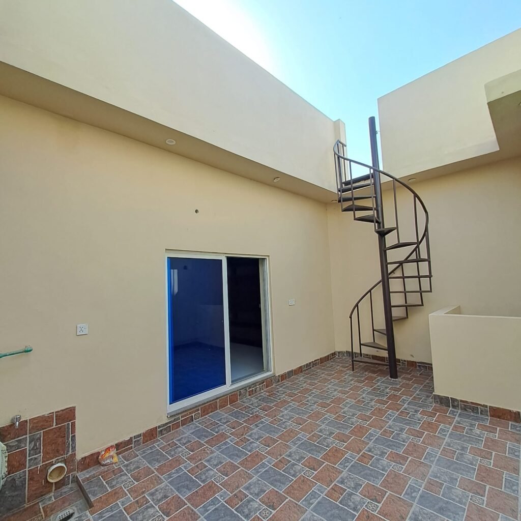 1000168797 1024x1024