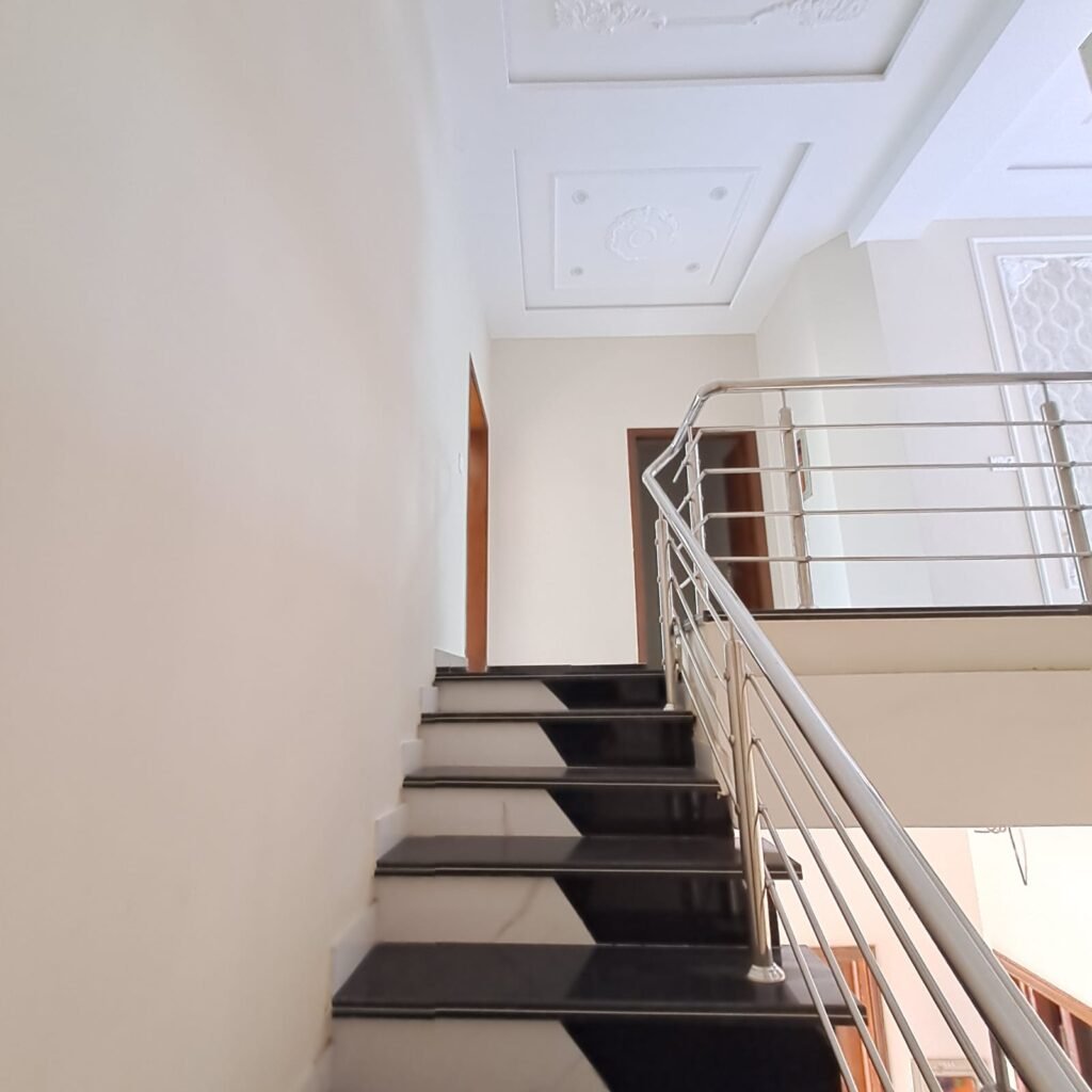 1000168815 1024x1024