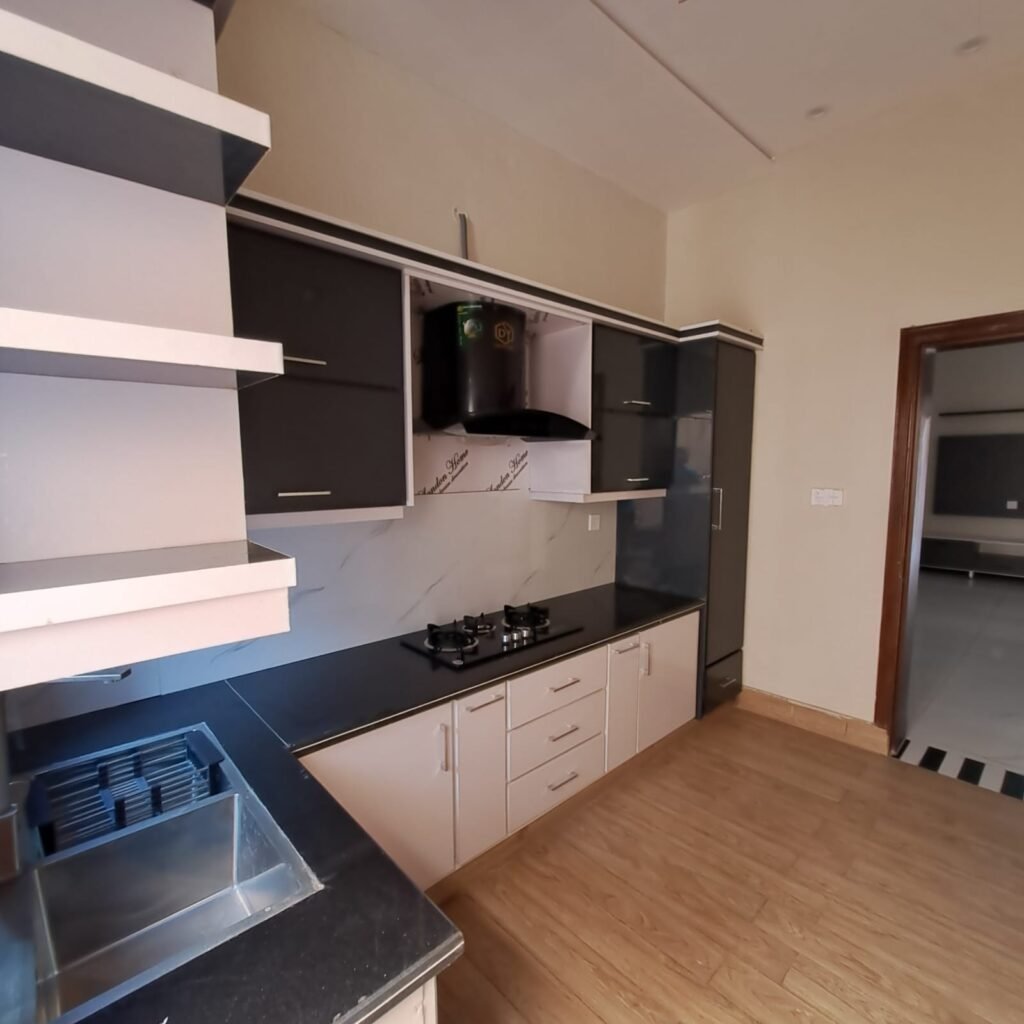 1000168818 1024x1024