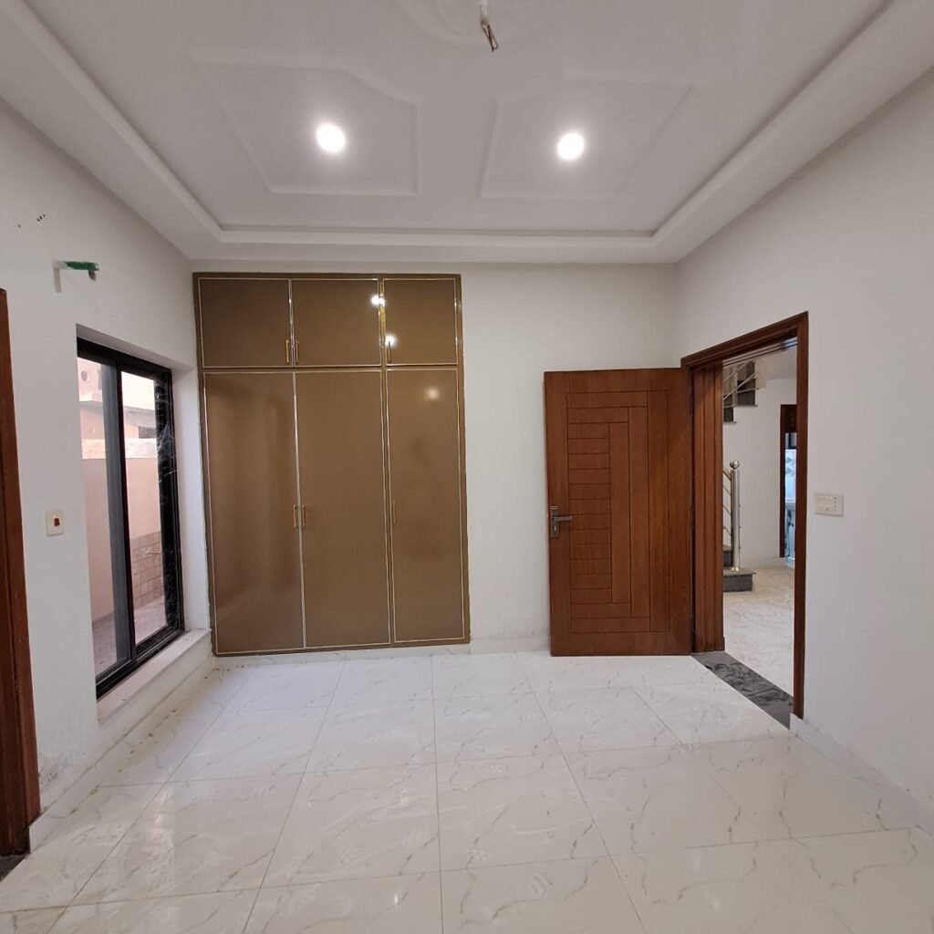 1000173379 1024x1024