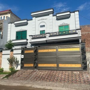 10 Marla Brand New House - Model Town T Chowk
