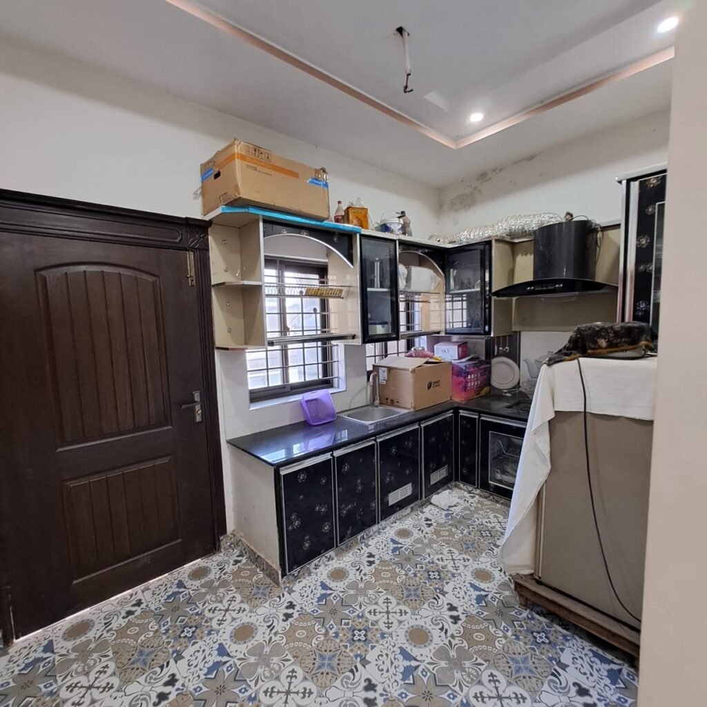 1000214480 1024x1024