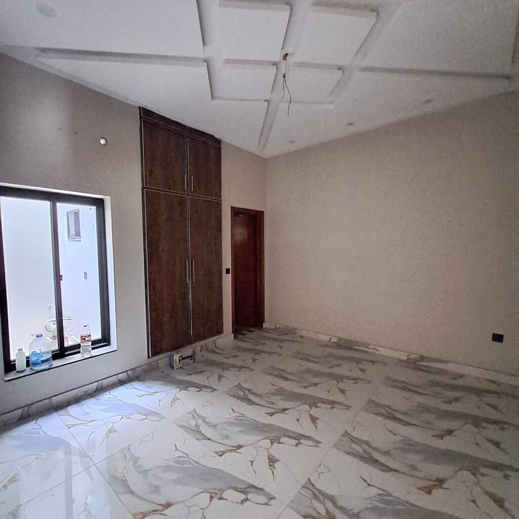 1000220715 1024x1024