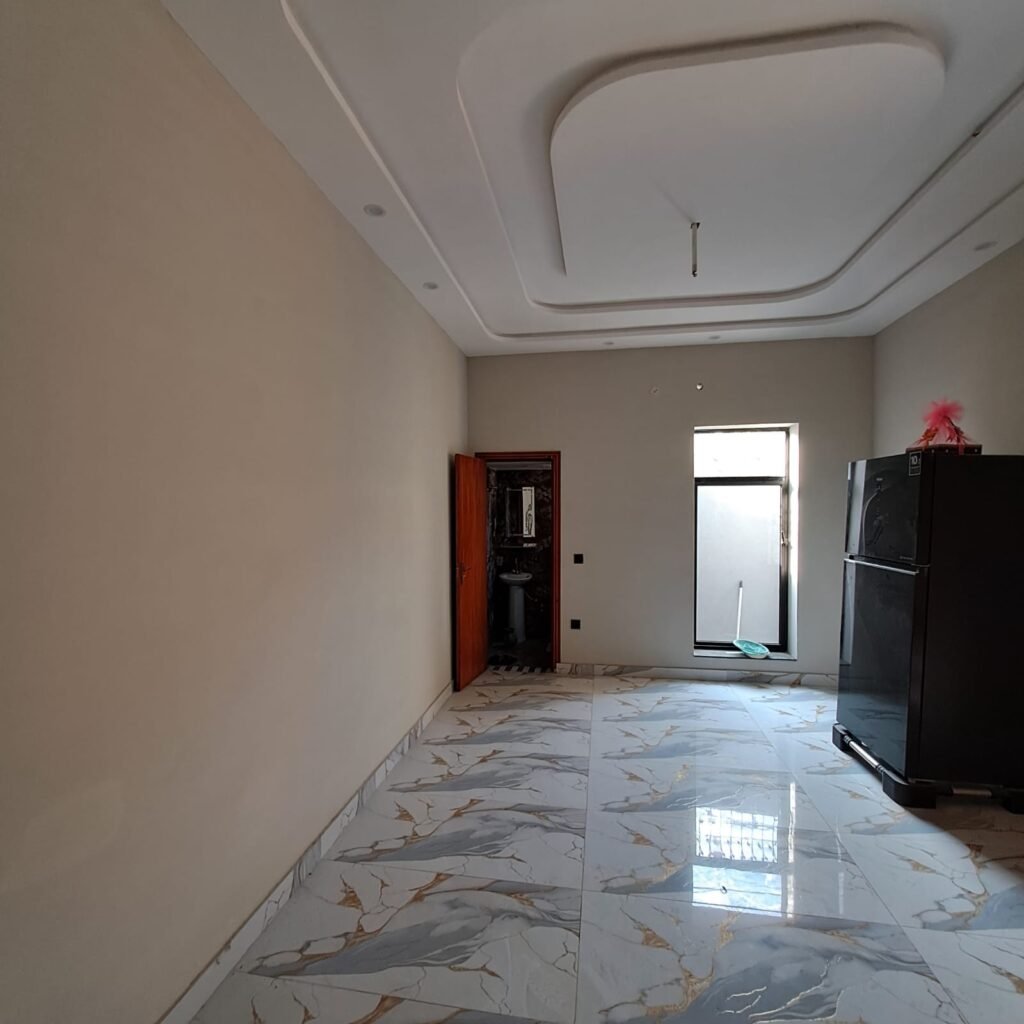 1000220721 1024x1024