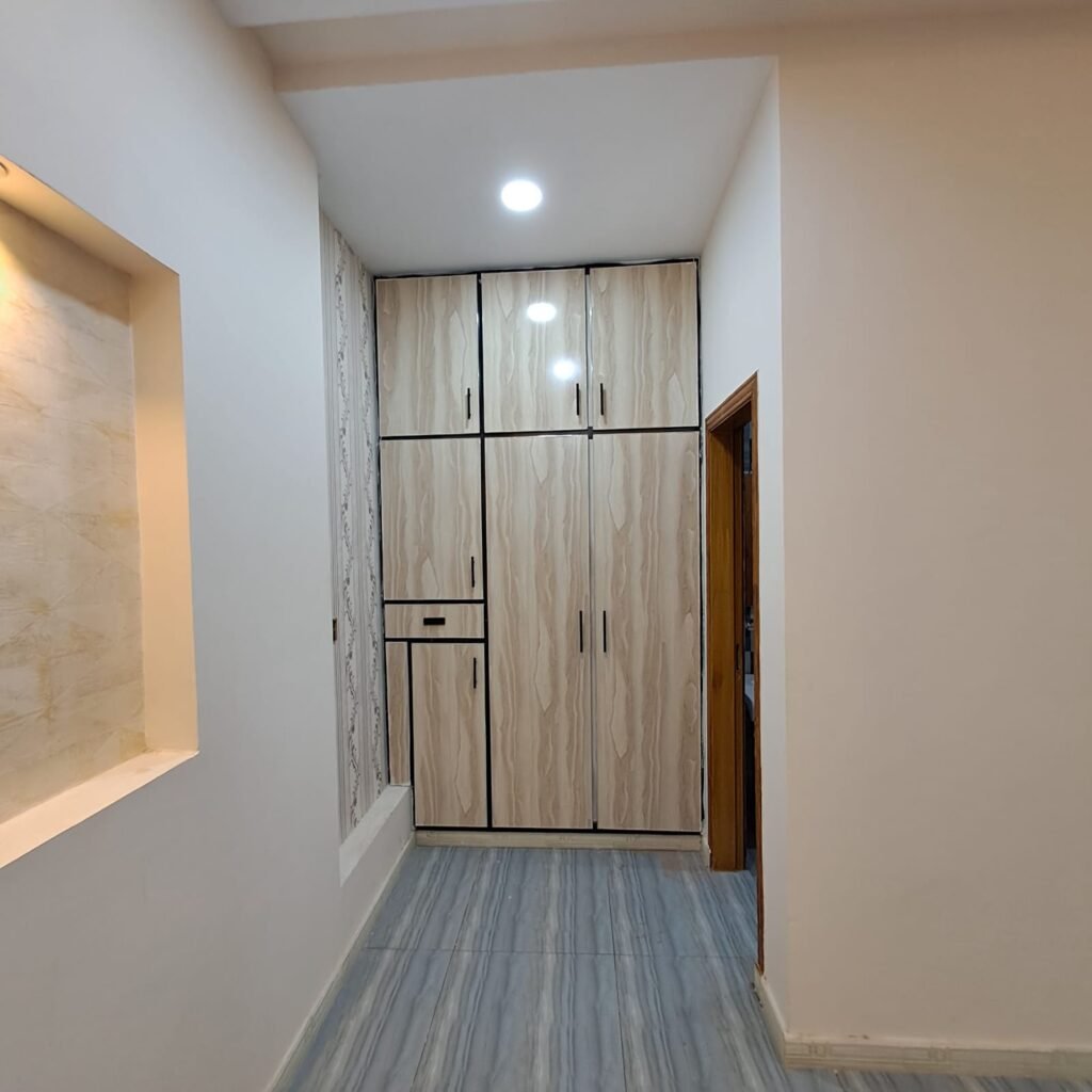 1000221844 1024x1024