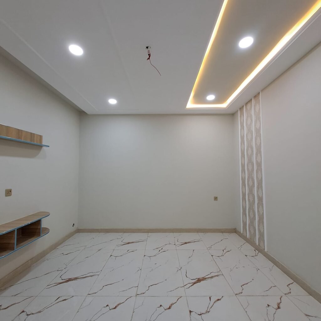 1000221860 1024x1024