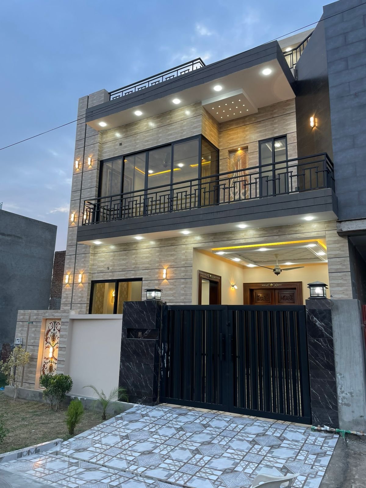 5 Marla Double Storey House for Sale – Royal Orchard F-6, Multan