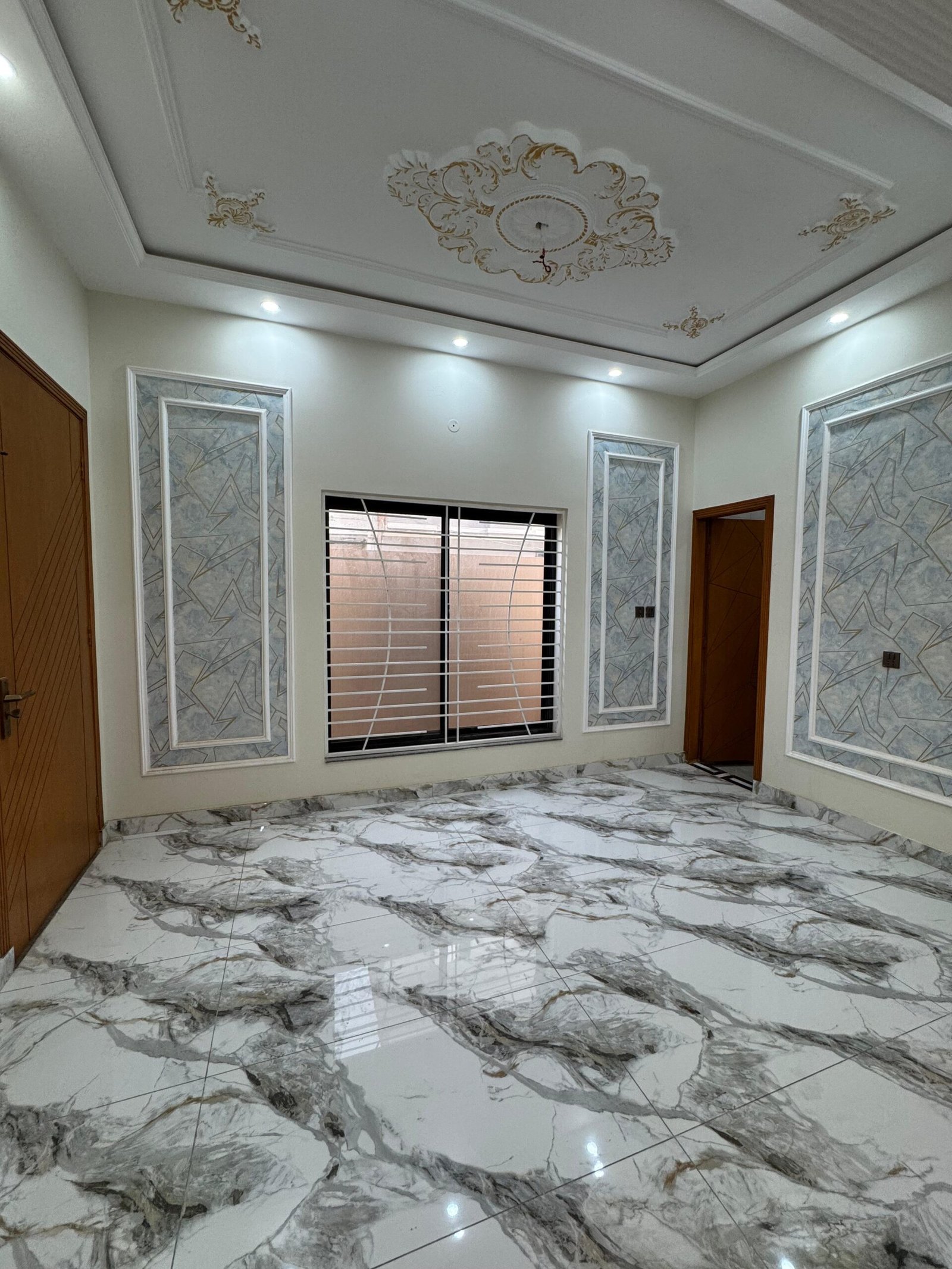 6 Marla Double Storey Corner House for Sale – Model Town T Chowk, Allama Iqbal Street, Multan in Model Town, Multan photo 7