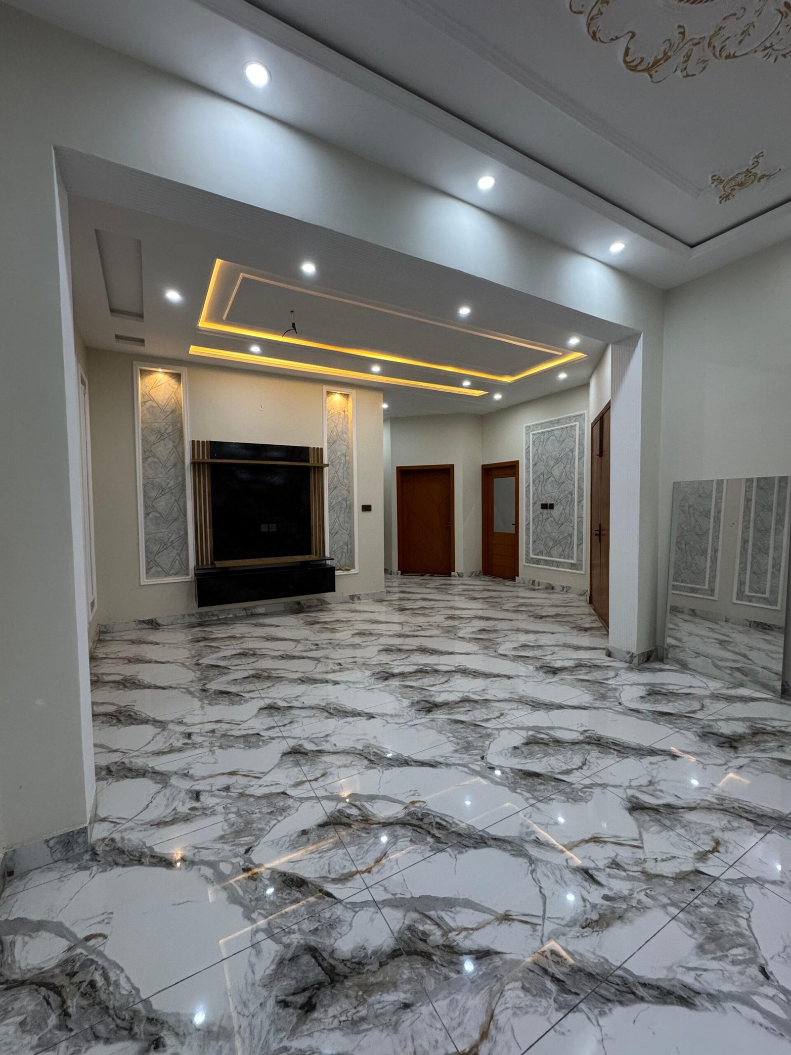 6 Marla Double Storey Corner House for Sale – Model Town T Chowk, Allama Iqbal Street, Multan in Model Town, Multan photo 12