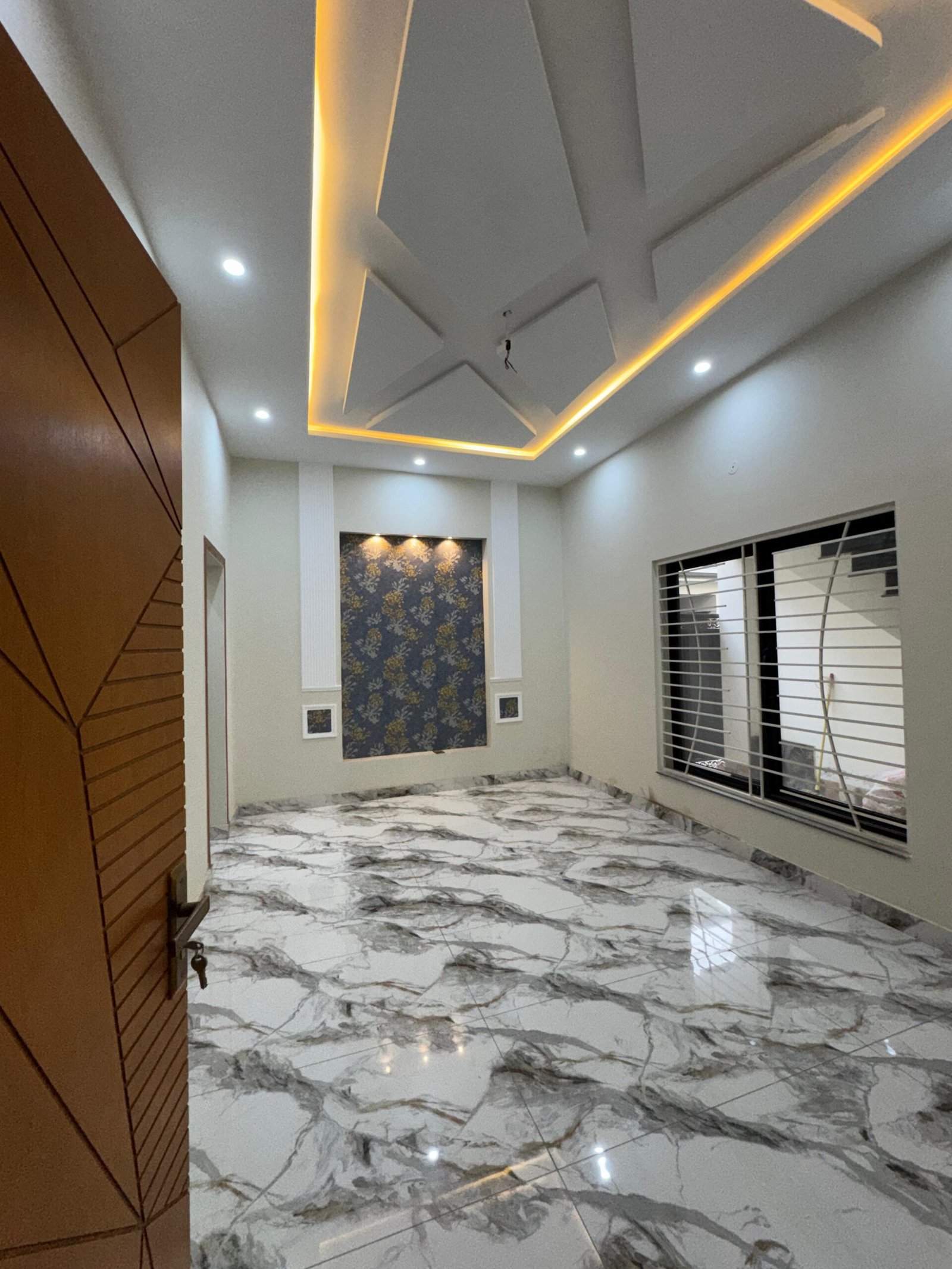 6 Marla Double Storey Corner House for Sale – Model Town T Chowk, Allama Iqbal Street, Multan in Model Town, Multan photo 13