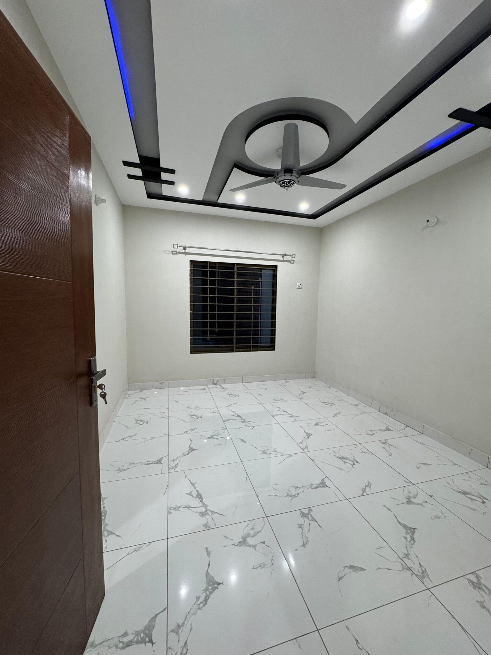 5 Marla Double Storey House for Sale – Satellite Town, Street No. 3, Multan in Satellite town near Model town T chowk photo 6