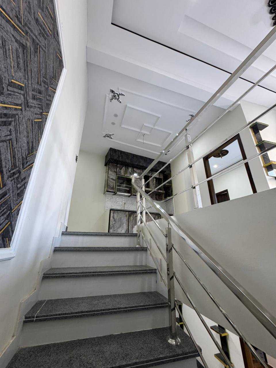 3.5 Marla Double Storey House for Sale – Shalimar Colony, Alamdaar Chowk, Multan in Shalimar Colony, Multan photo 9