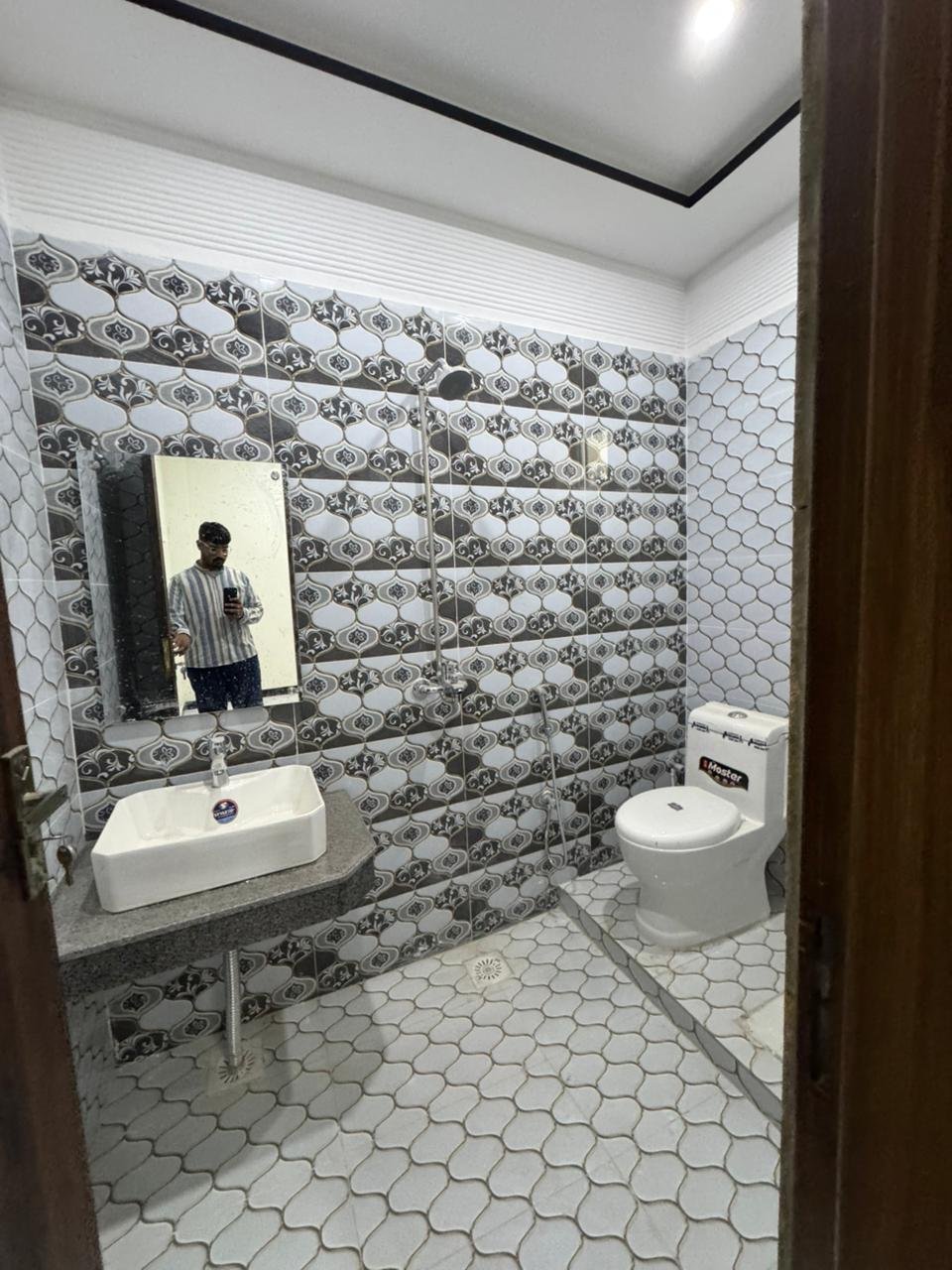 3.5 Marla Double Storey House for Sale – Shalimar Colony, Alamdaar Chowk, Multan in Shalimar Colony, Multan photo 12