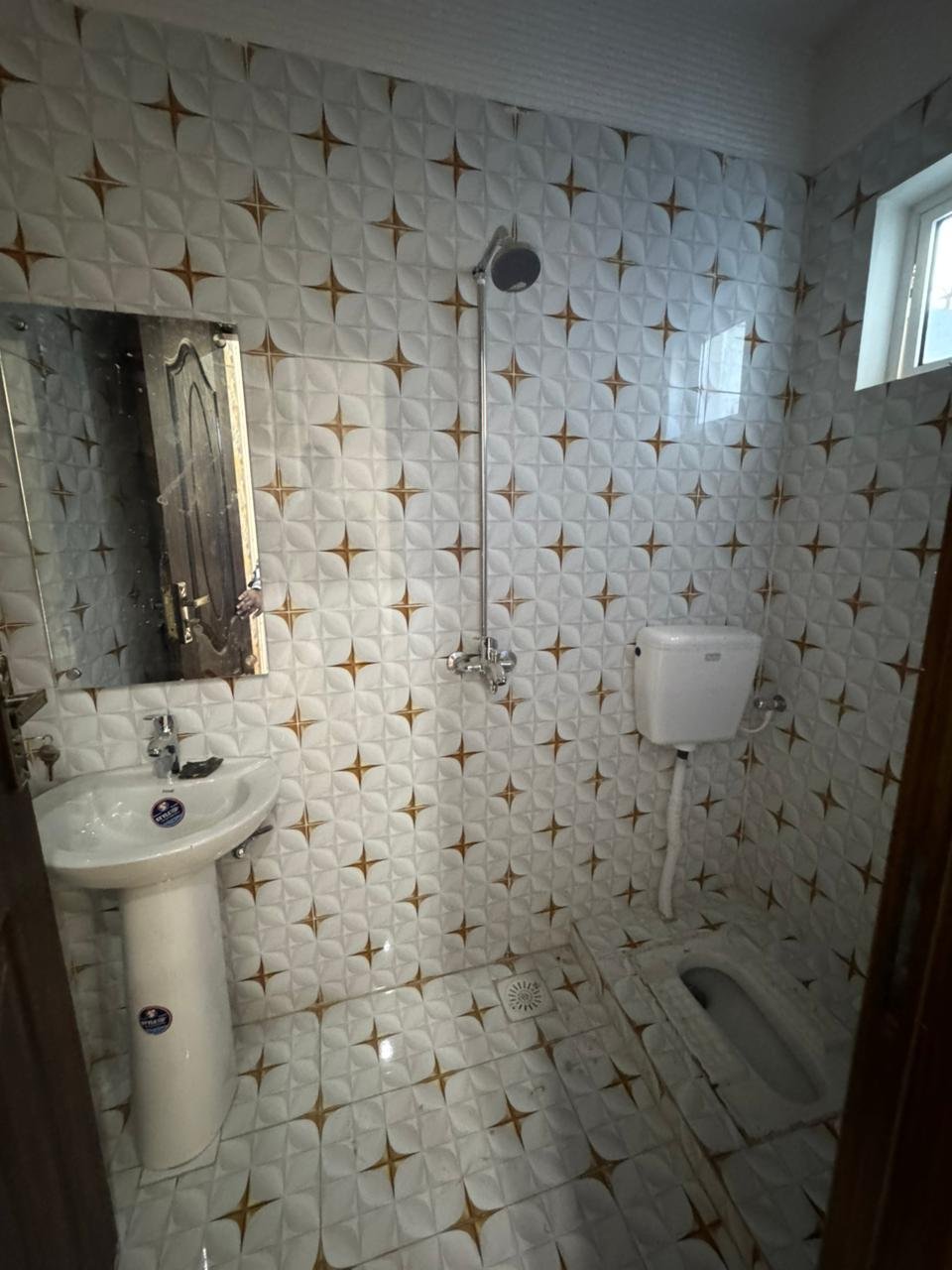3.5 Marla Double Storey House for Sale – Shalimar Colony, Alamdaar Chowk, Multan in Shalimar Colony, Multan photo 16