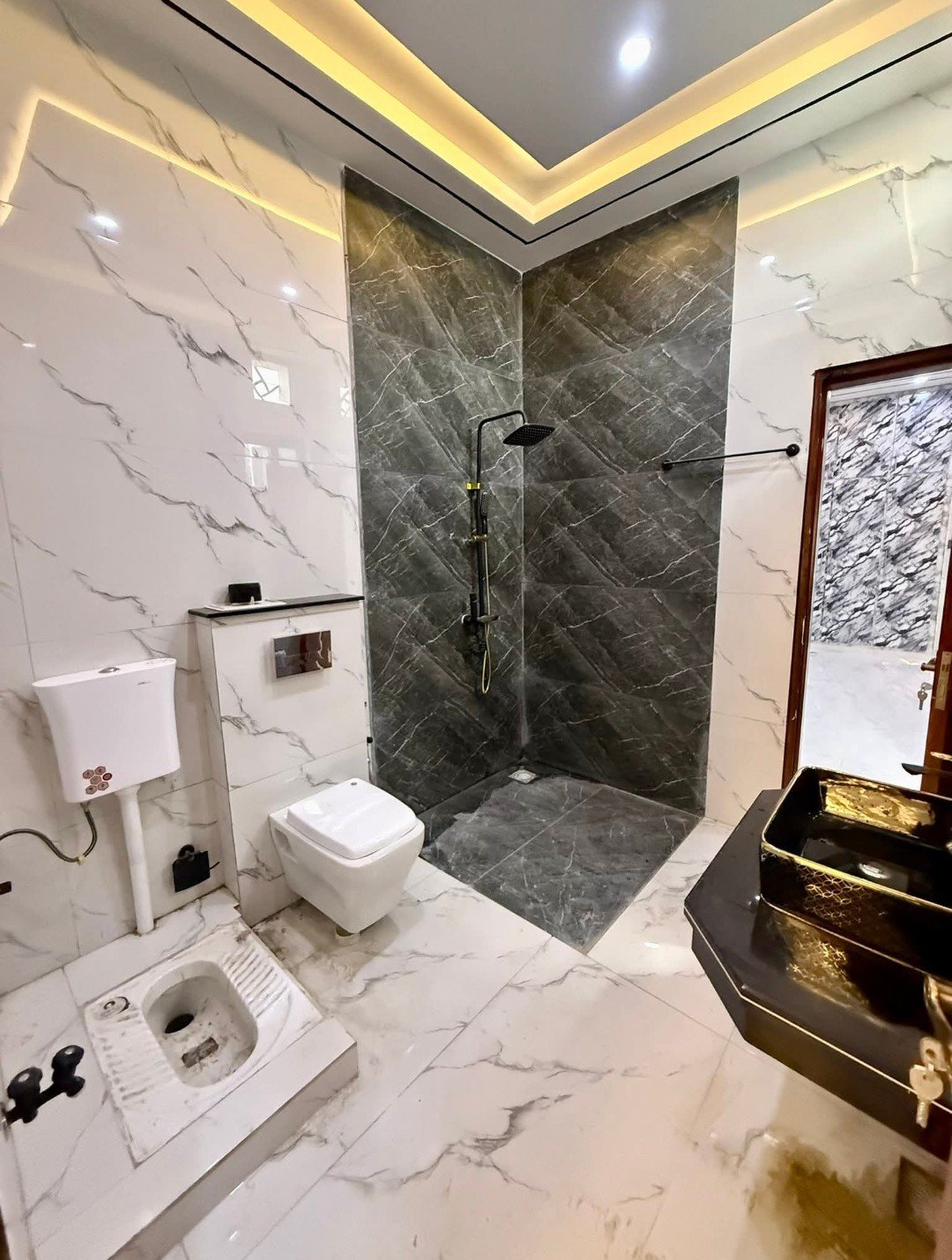 10 Marla Double Storey House for Sale – Gulgasht, Near Jalal Park, Multan in Gulgast colony photo 5