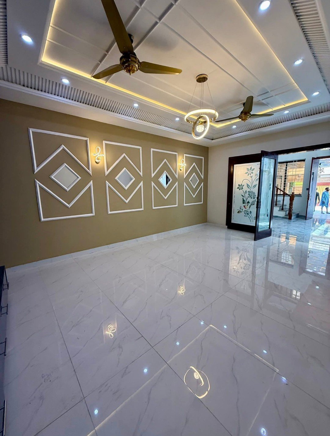 10 Marla Double Storey House for Sale – Gulgasht, Near Jalal Park, Multan in Gulgast colony photo 8