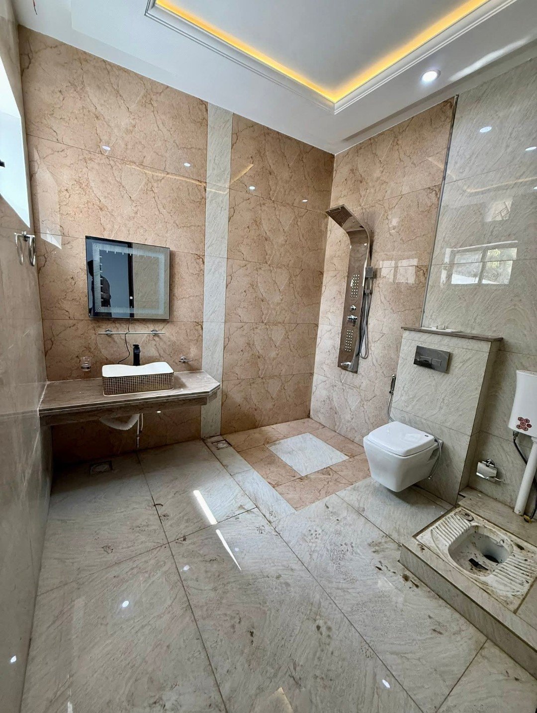 10 Marla Double Storey House for Sale – Gulgasht, Near Jalal Park, Multan in Gulgast colony photo 7