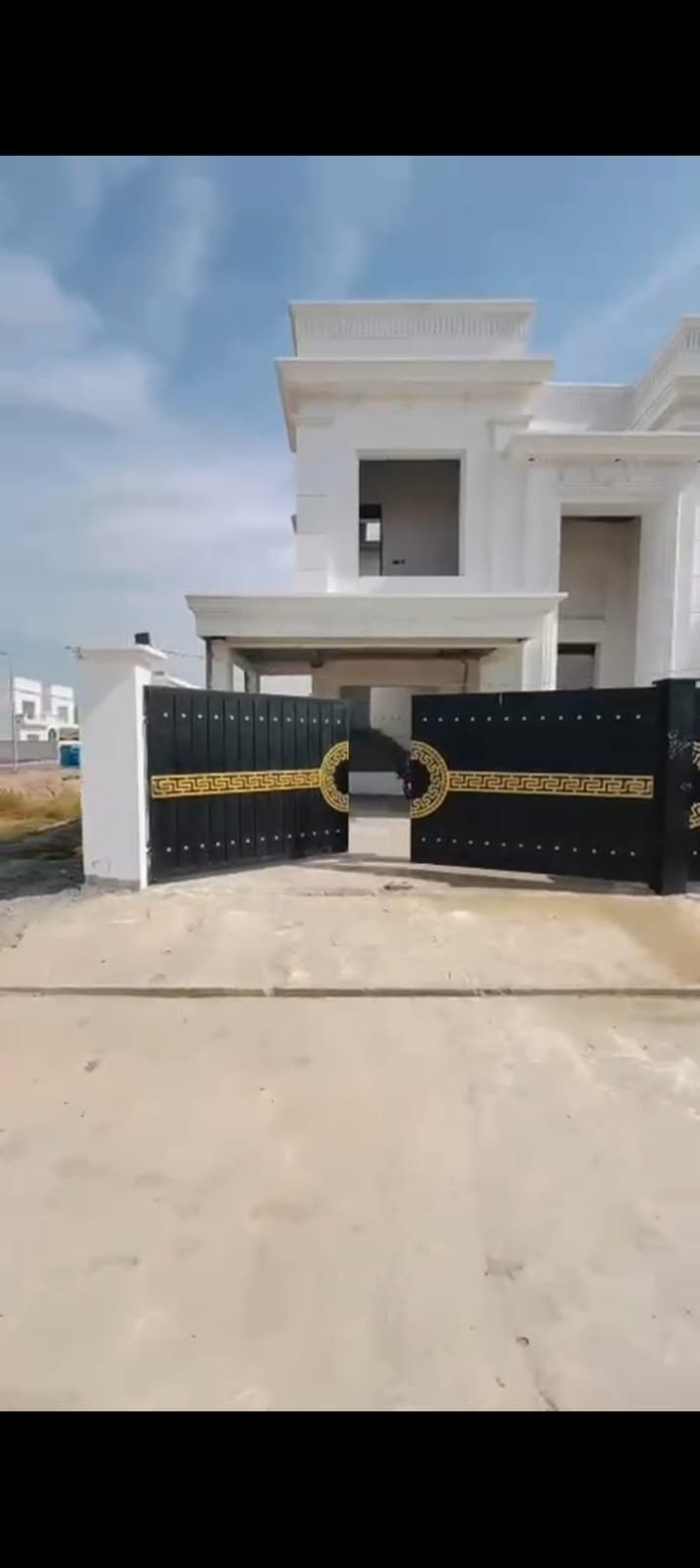 1 Kanal Grey Structure House for Sale – DHA Multan, Sector A in DHA Multan photo 10