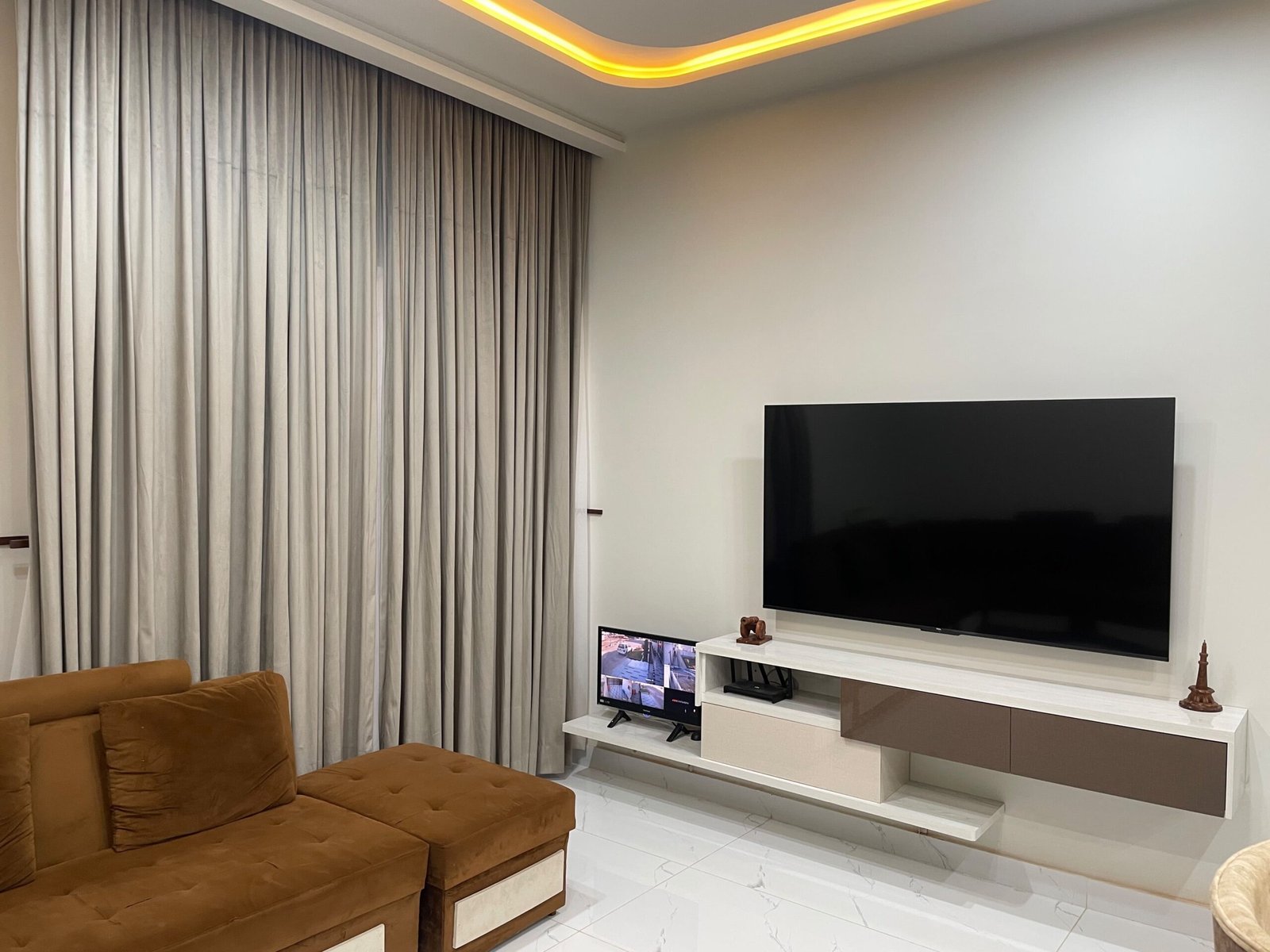 10 Marla Luxury House for Sale – DHA Multan, Sector B1 in DHA Multan photo 9
