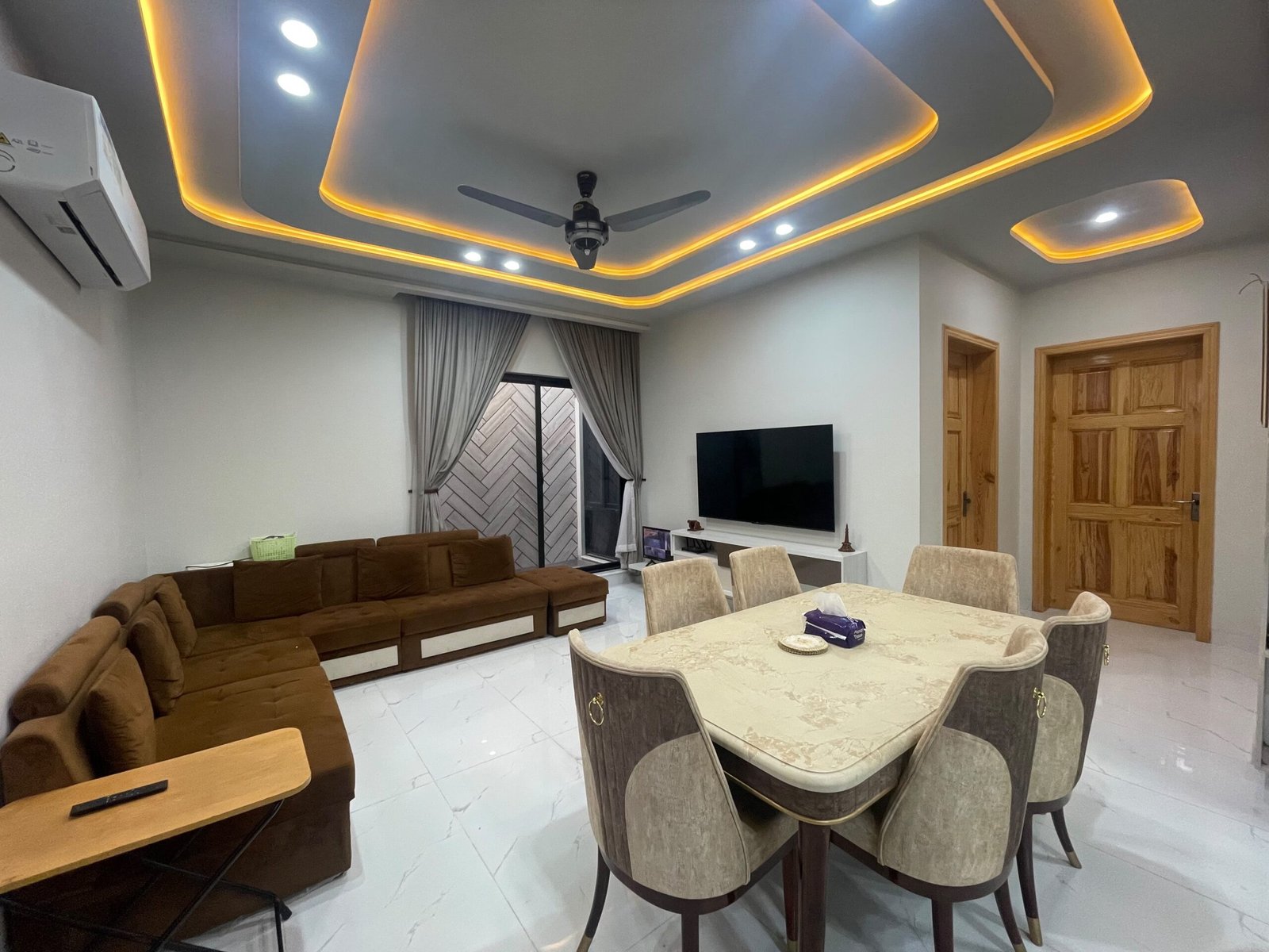 10 Marla Luxury House for Sale – DHA Multan, Sector B1 in DHA Multan photo 15