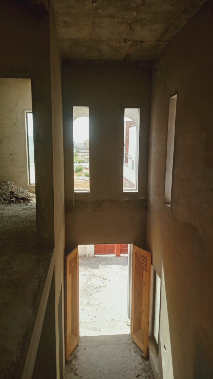 10 Marla Grey Structure House for Sale – DHA Multan, Sector H in DHA Multan photo 8