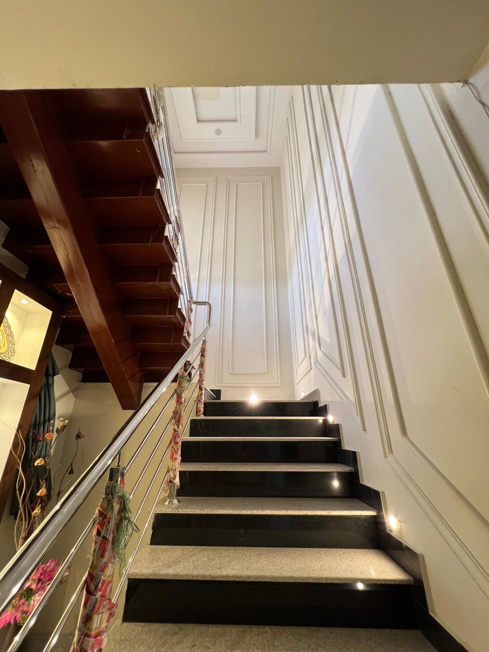 30 Marla (1.5 Kanal) Luxury Corner House for Sale – DHA Multan, Sector M in DHA Multan photo 10