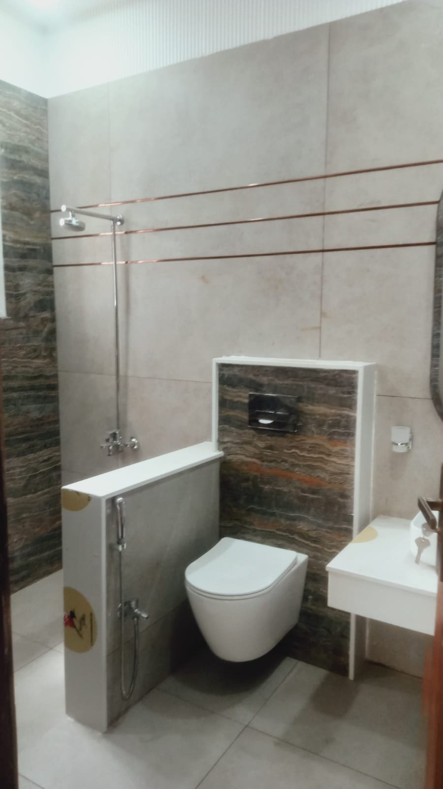 10 Marla Luxury House for Sale – Royal Orchard, Block C in Royal Orchard-C Block, Multan photo 5