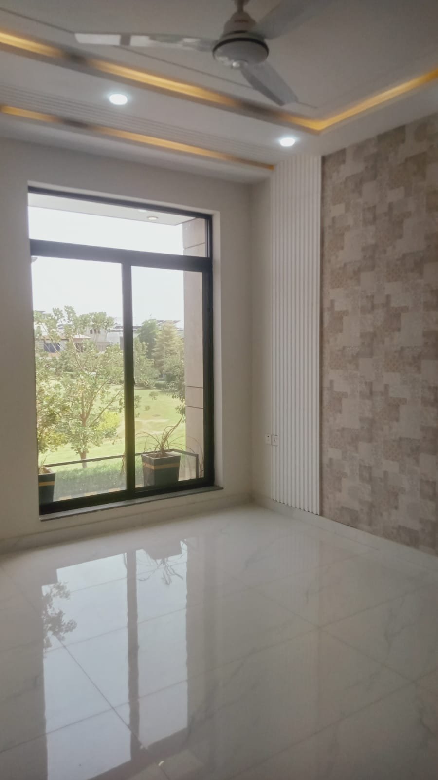 10 Marla Luxury House for Sale – Royal Orchard, Block C in Royal Orchard-C Block, Multan photo 8