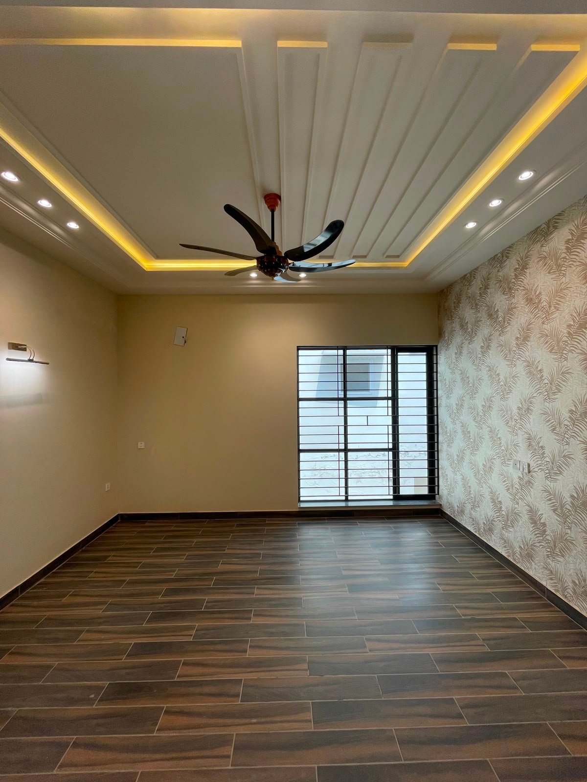 1 Kanal Double Storey House for Sale – Royal Orchard, Block D in Royal Orchard block D photo 6