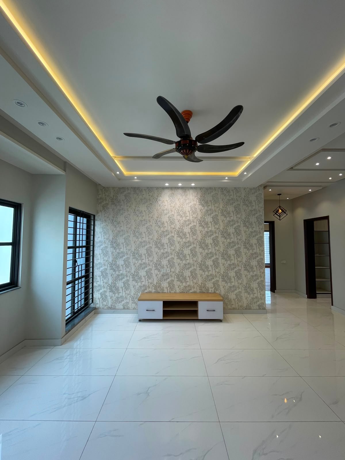 1 Kanal Double Storey House for Sale – Royal Orchard, Block D in Royal Orchard block D photo 10