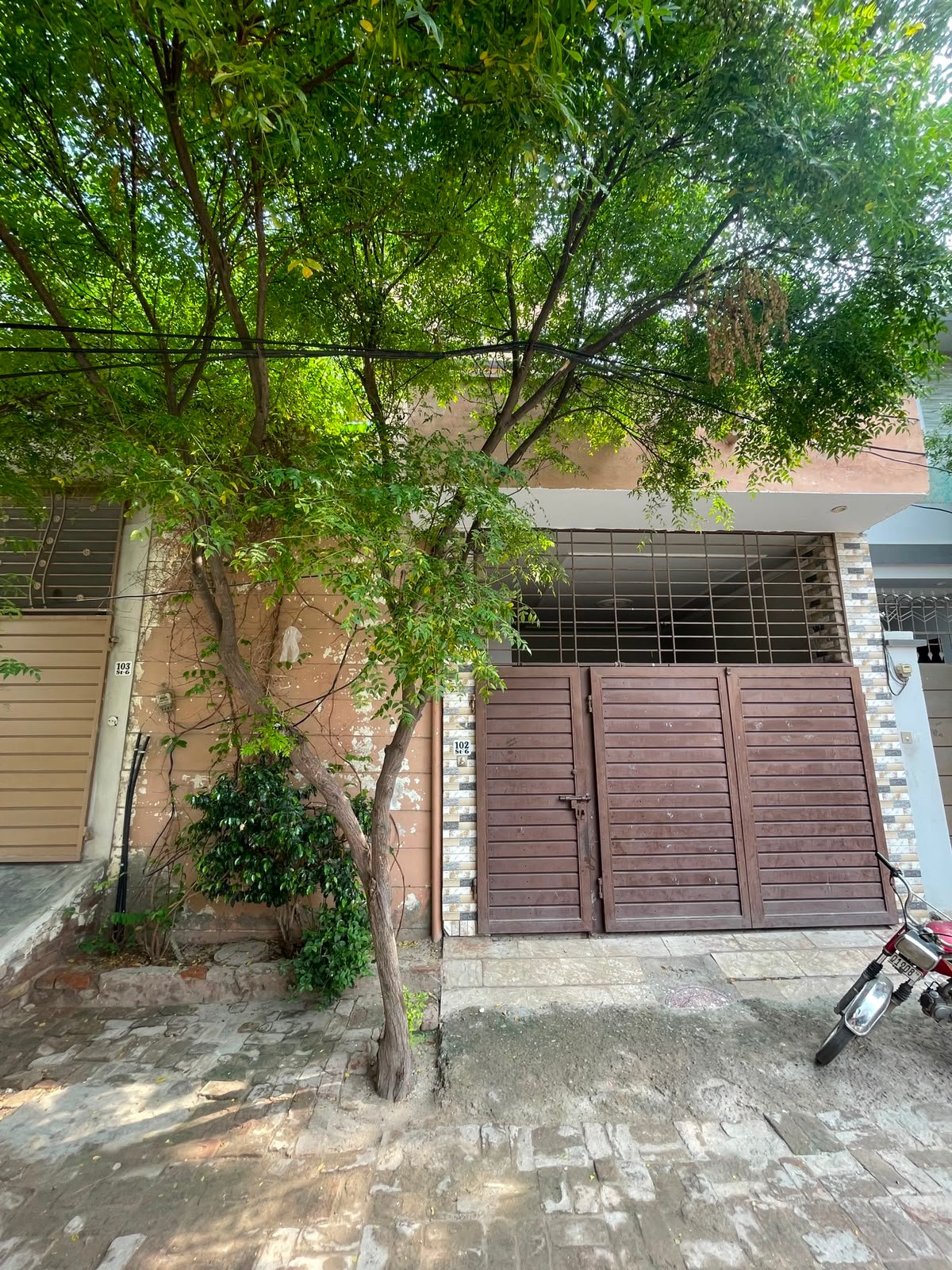 5 Marla Double Storey House for Sale – Model Town T Chowk, Multan