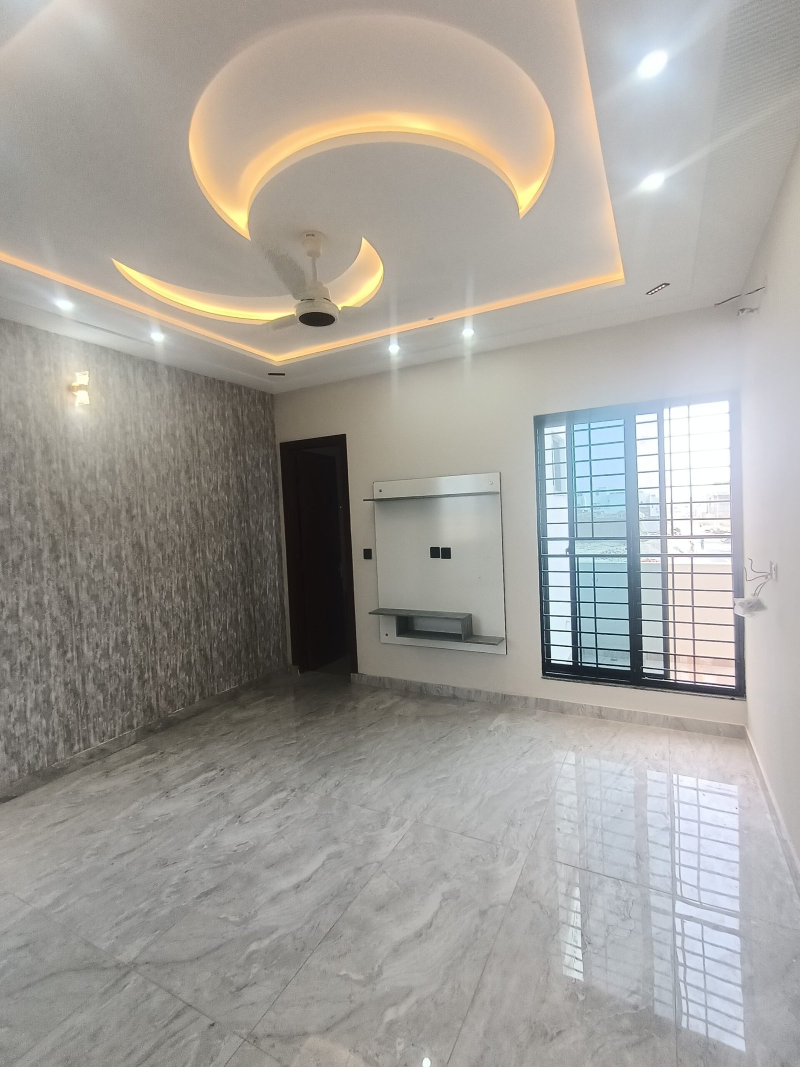 10 Marla Brand New House For Sale – DHA Multan B-1 Sector in DHA Multan photo 13