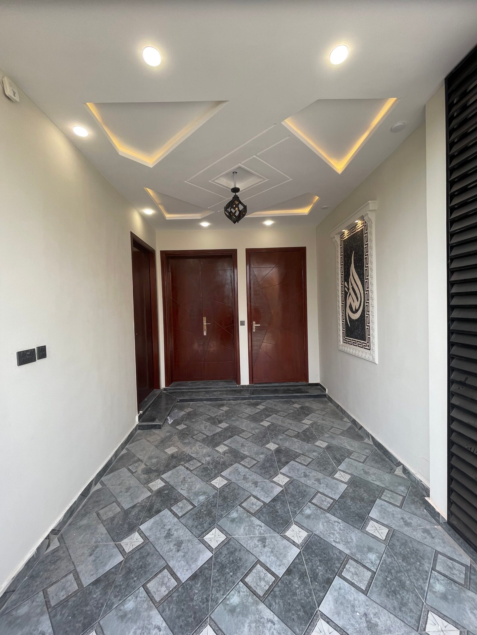 5.75 Marla Brand New Double Storey House for Sale – Fatima Avenue, MPS Road in MPS Road, Multan photo 2