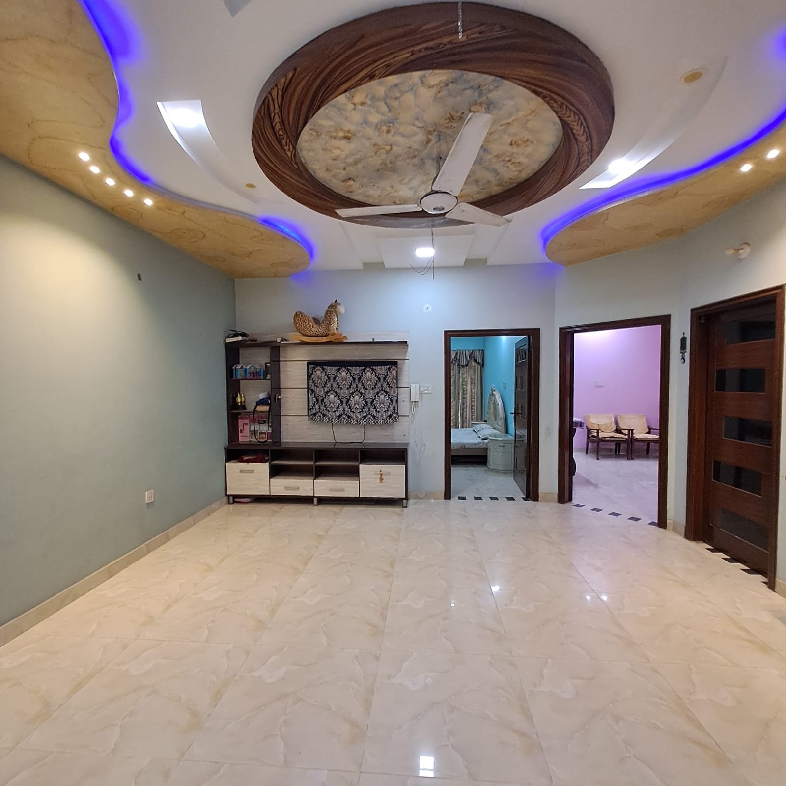 7 Marla Owner-Built Triple Storey House For Sale | Shalimar Colony, Multan in Shalimar Colony, Multan photo 3