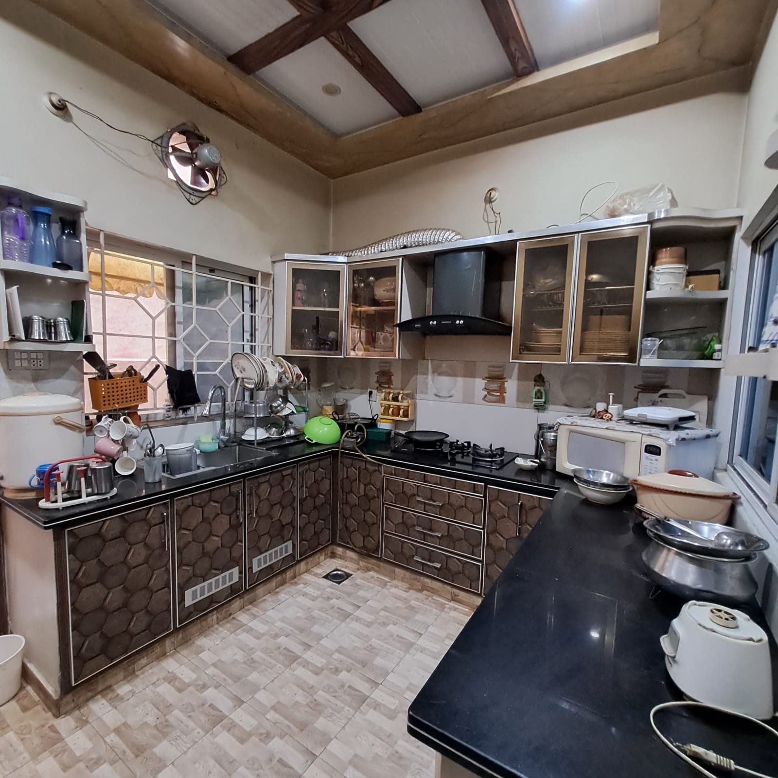 7 Marla Owner-Built Triple Storey House For Sale | Shalimar Colony, Multan in Shalimar Colony, Multan photo 9