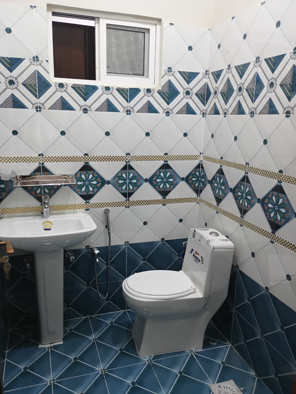 5 Marla Double Storey House for Sale – Model Town, T Chowk, Satellite Street No. 3, Multan in Model Town, Multan photo 9