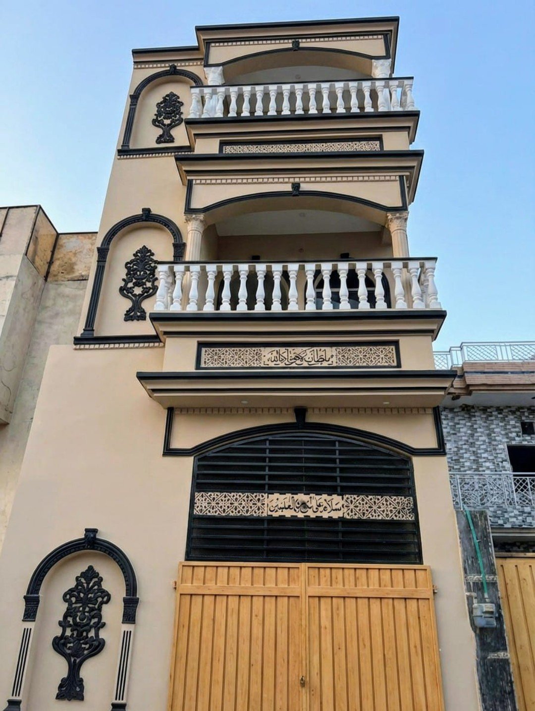 3 Marla Triple Storey House for Sale – New Gulgasht Colony, Khan Village Road, Multan