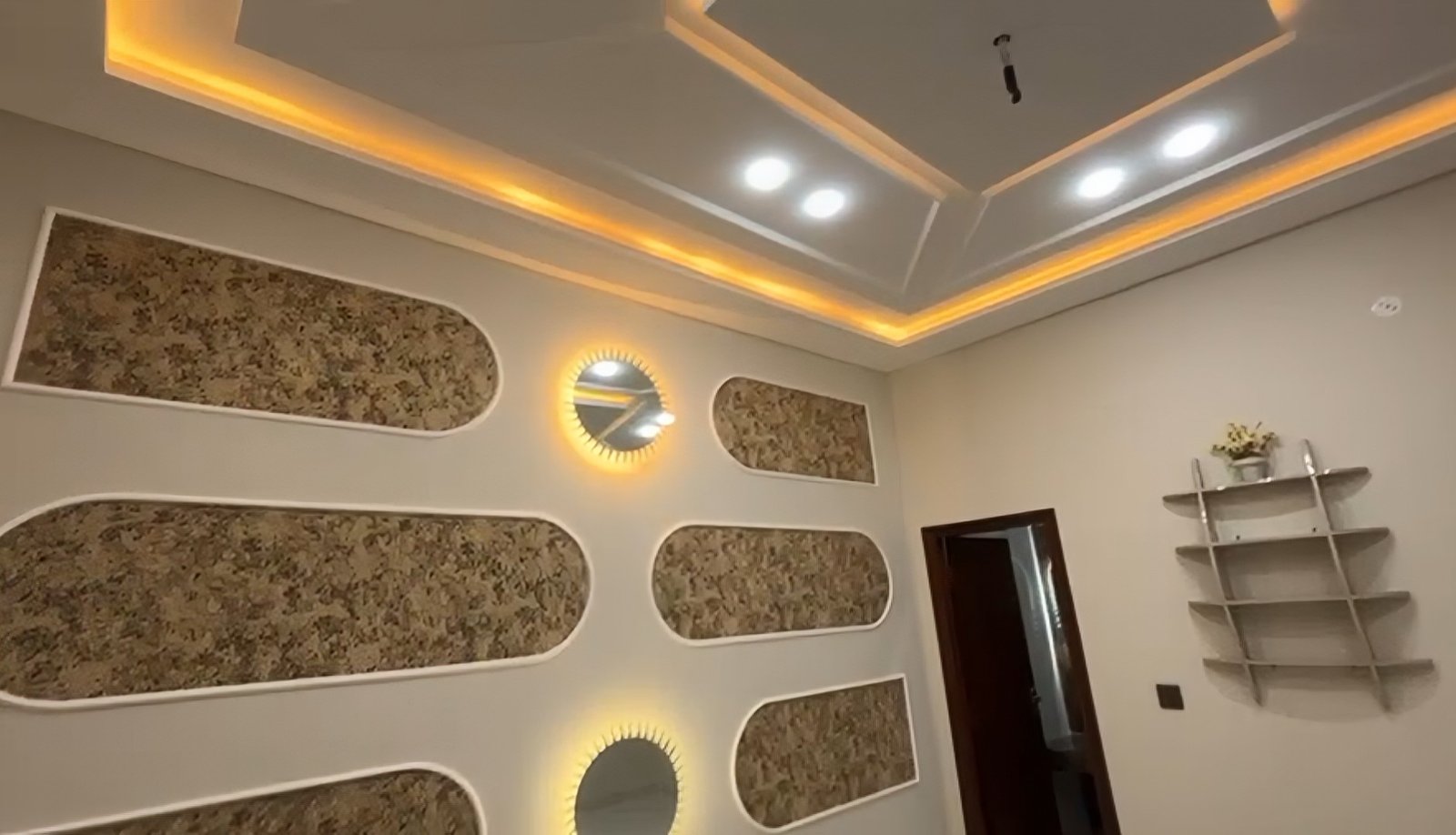 5 Marla Double Storey House for Sale – Sardaar Chowk, Northern Bypass Road, Multan in Northern Bypass, Multan photo 6