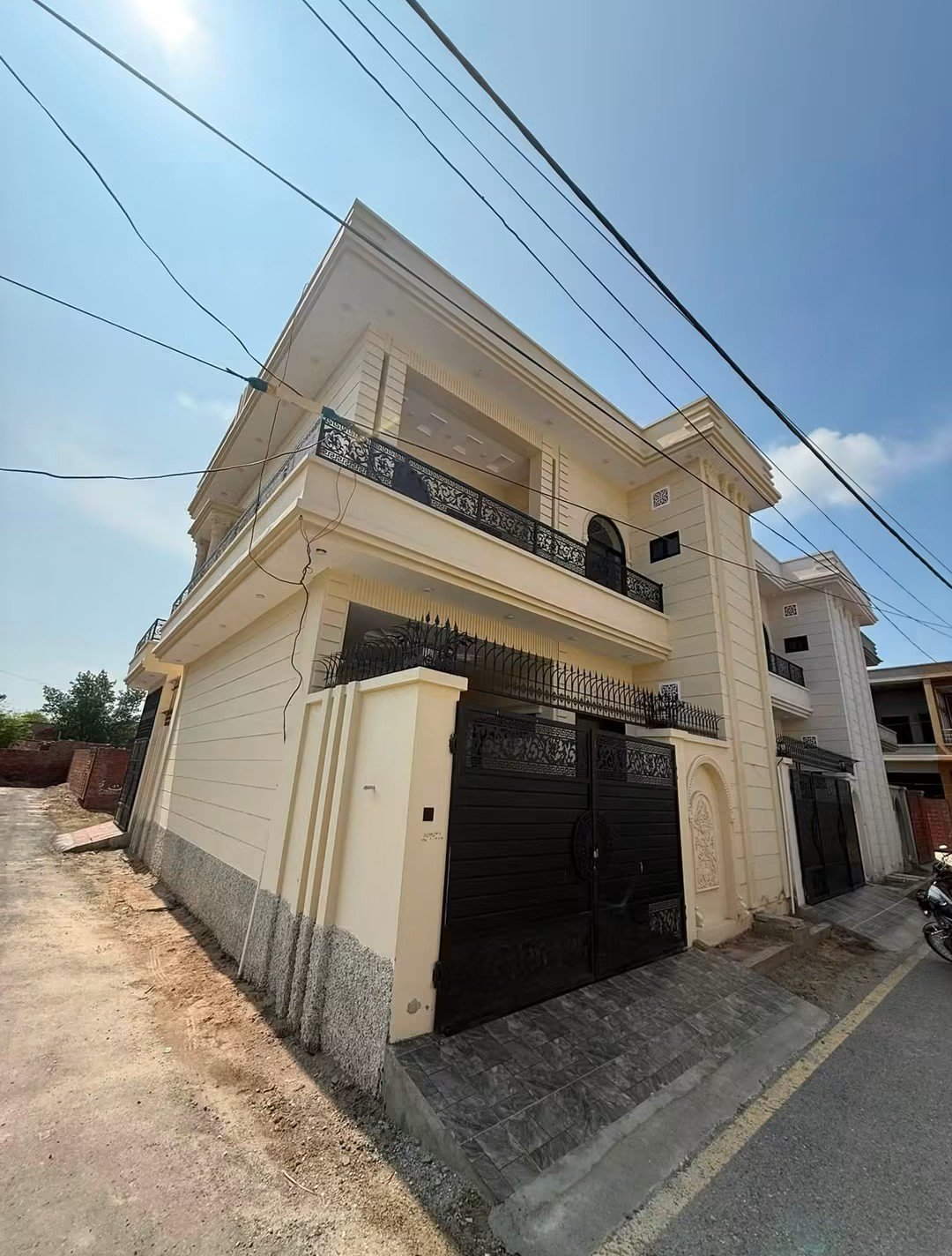 5 Marla Corner Double Storey House for Sale – Sardaar Chowk, Northern Bypass Road, Multan