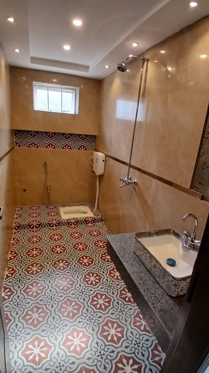 10 Marla Newly Constructed House Double Storey for Sale – Near Nagana Chowk, Multan in Nagana chowk photo 12
