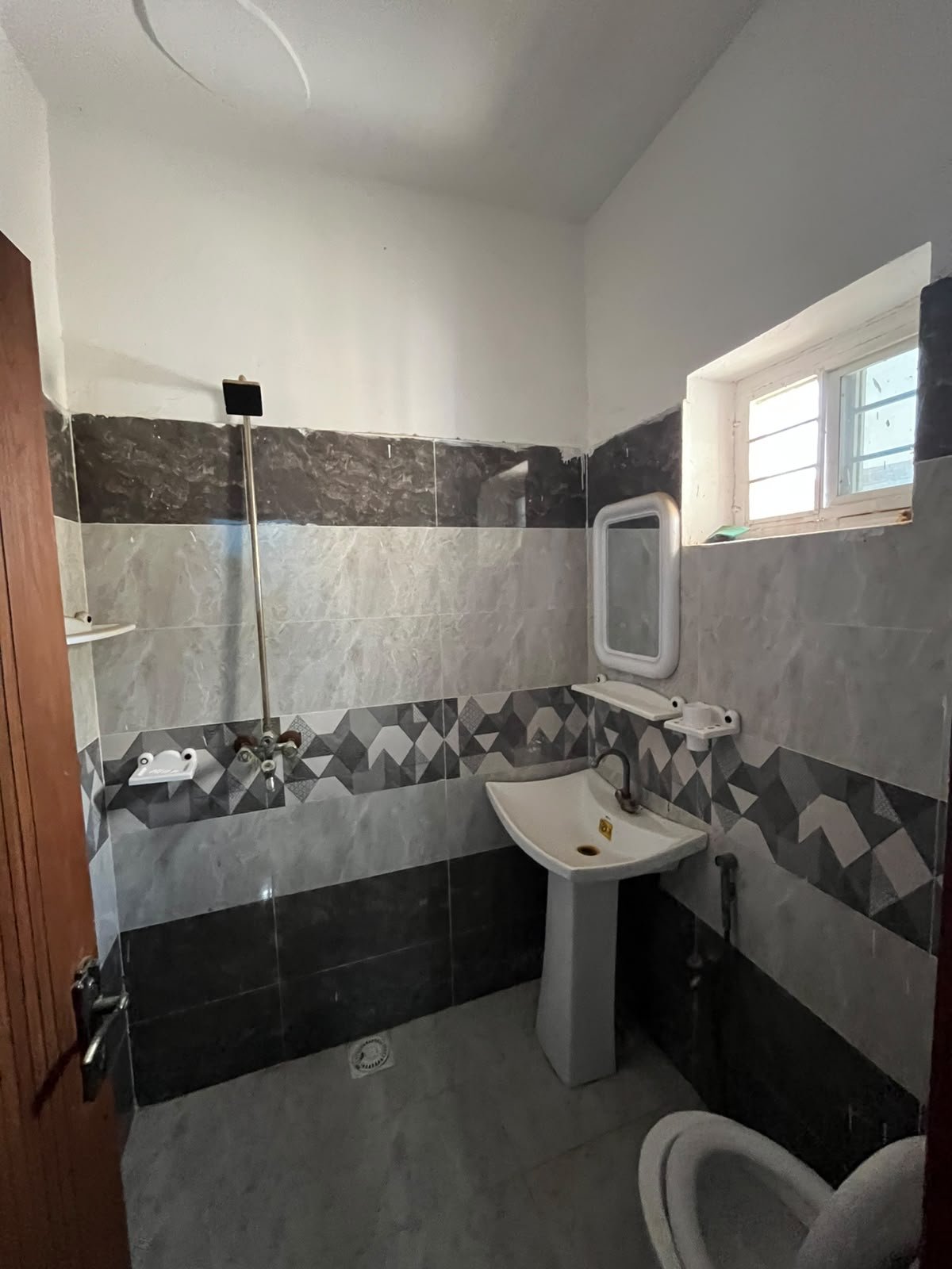 4.5 Marla House Double Storey for Sale – Satellite Town, Multan in Shalimar Colony photo 3