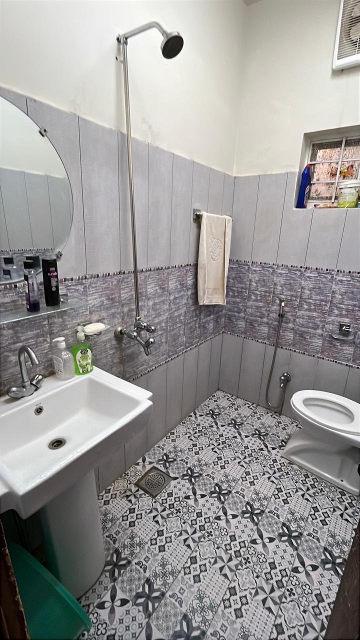 6.10 Marla House Double Storey for Sale – New Model Town, Multan in Mps Road, New Model Town, Multan photo 4