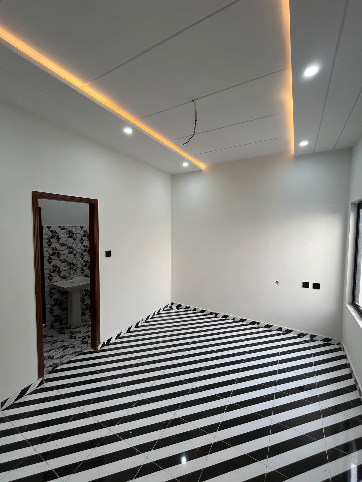 3 Marla House Double Storey for Sale – MPS Road, Salahuddin Street, Multan in MPS Road, Multan photo 2