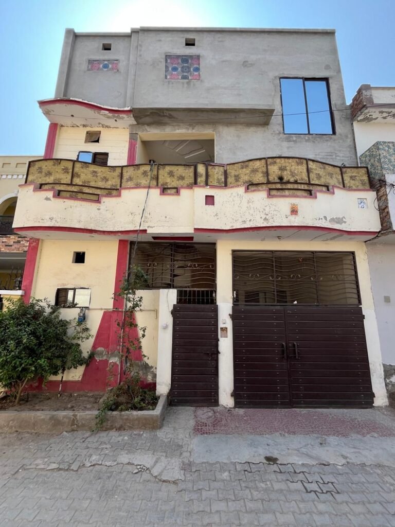 5 Marla House Triple Storey for Sale – Shalimar Colony, T Chowk, Multan in Shalimar Colony, Multan